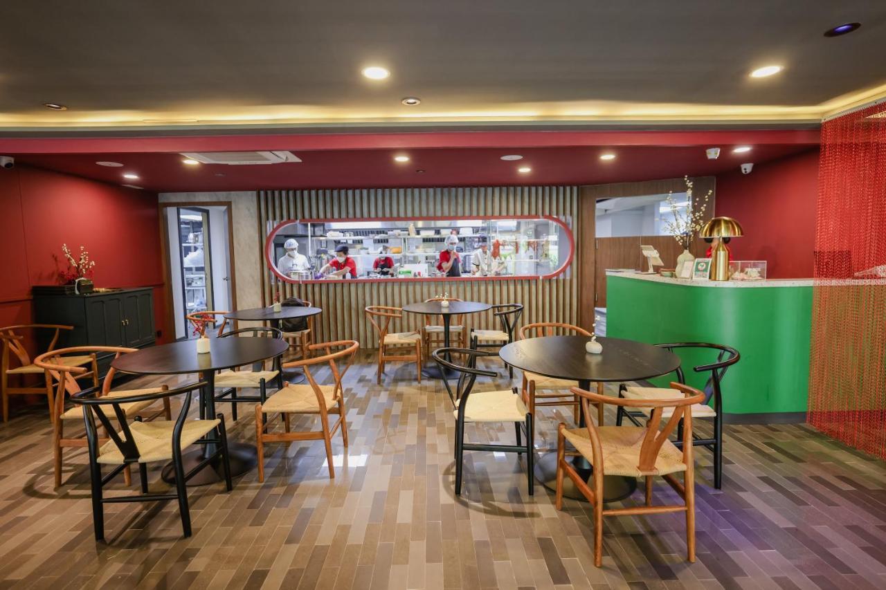 Seekers Finders Rama IV Hotel Surestay Collection By BW Бангкок Екстер'єр фото