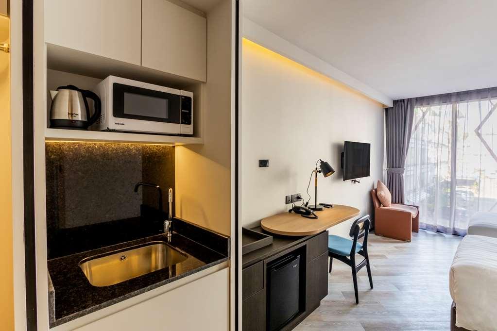 Seekers Finders Rama IV Hotel Surestay Collection By BW Бангкок Екстер'єр фото